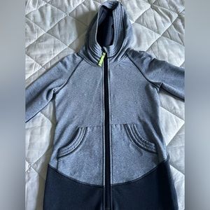 Ivivva zip up hoodie